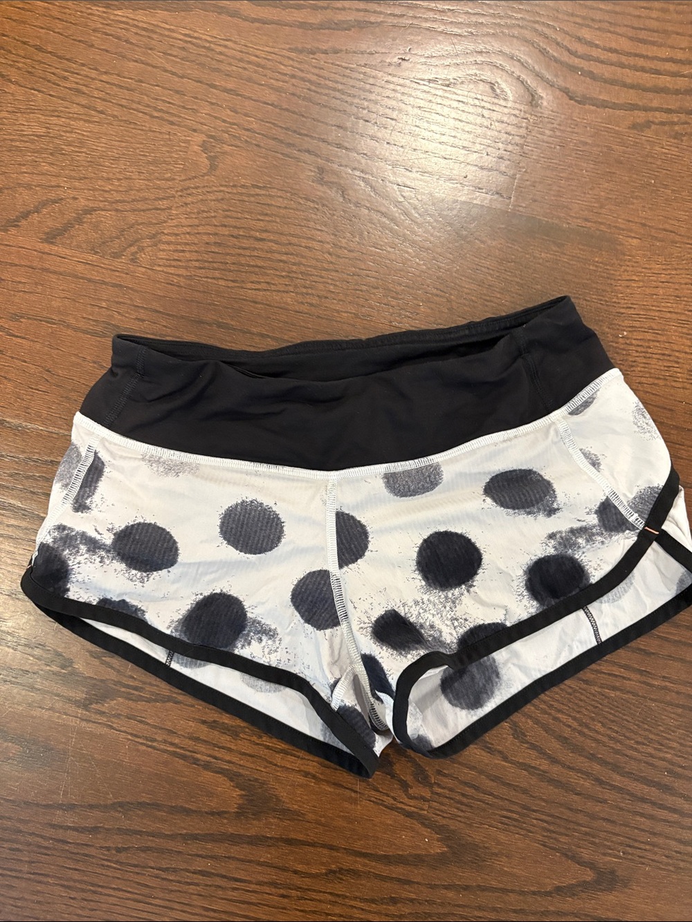 lululemon athletica Black Waistband White Shorts with Black Polka Dot Print